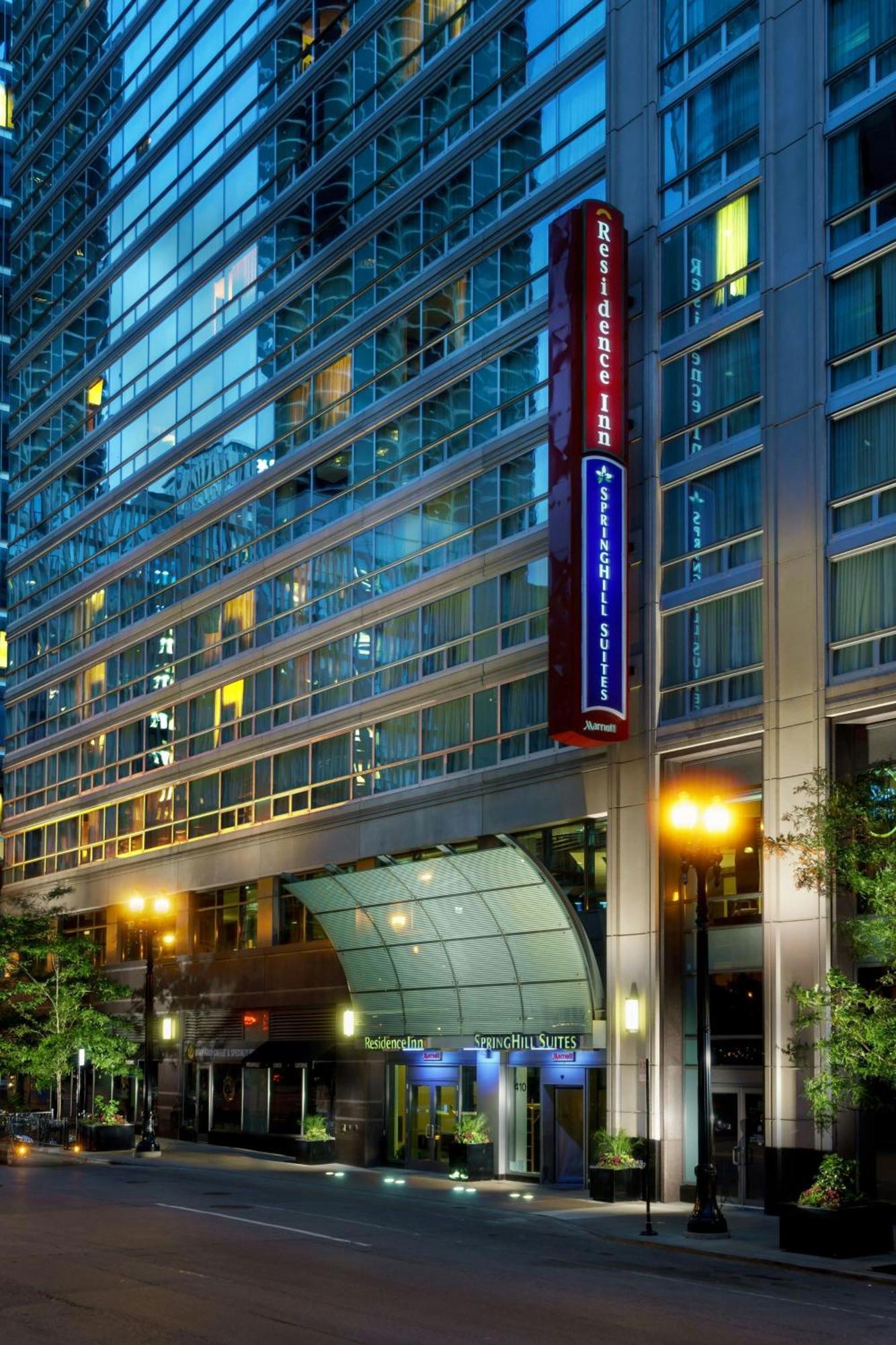 Springhill Suites Chicago Downtown/River North Εξωτερικό φωτογραφία