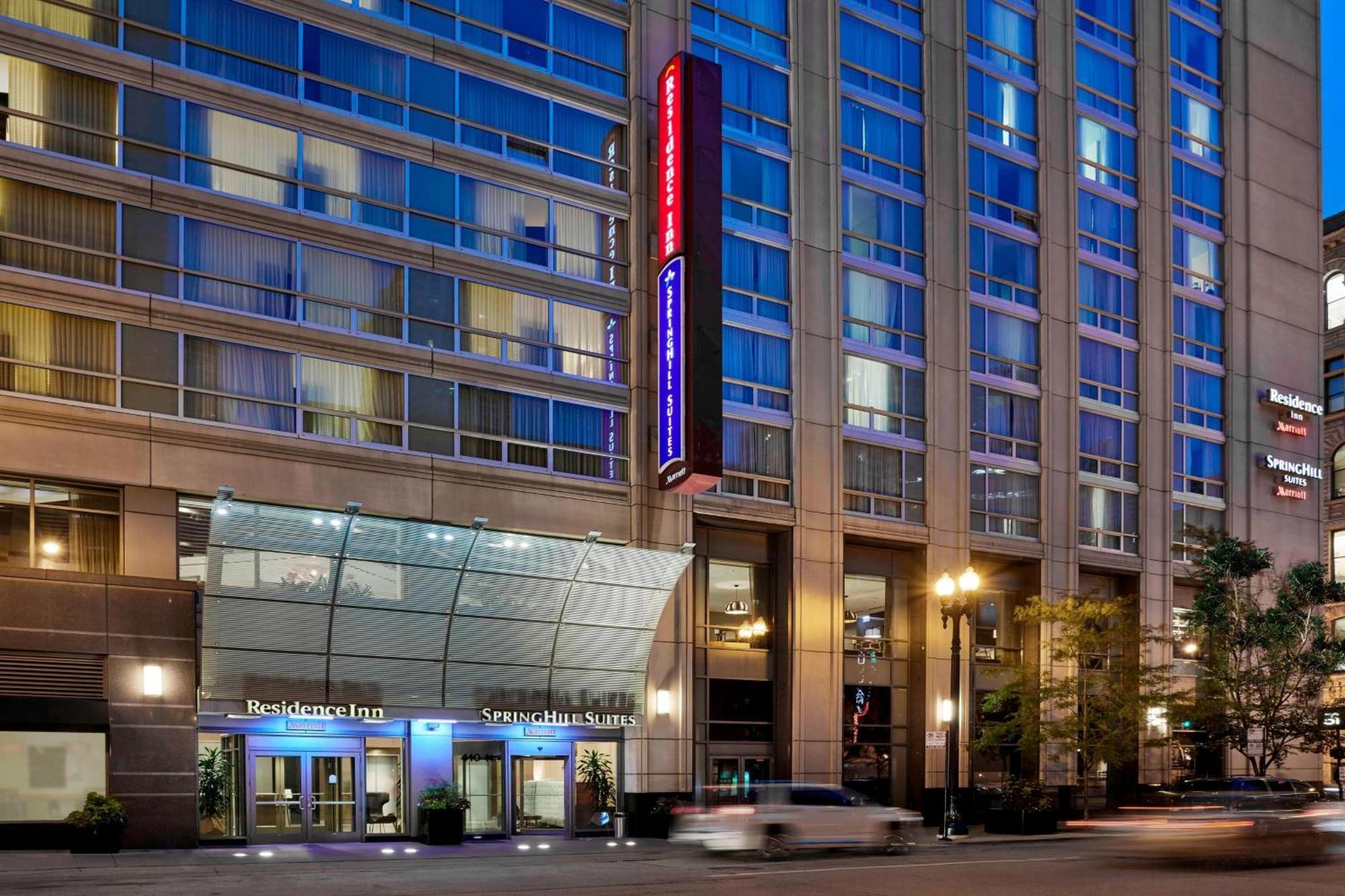 Springhill Suites Chicago Downtown/River North Εξωτερικό φωτογραφία
